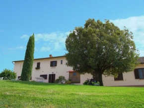 Spacious Farmhouse in Pienza with Swimming Pool Contignano